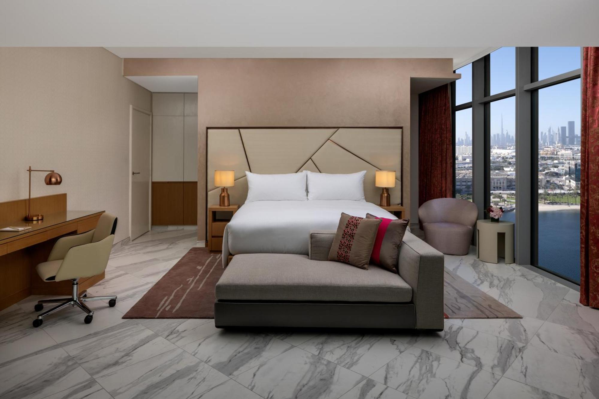 Hilton Dubai Creek Hotel & Residences Екстер'єр фото